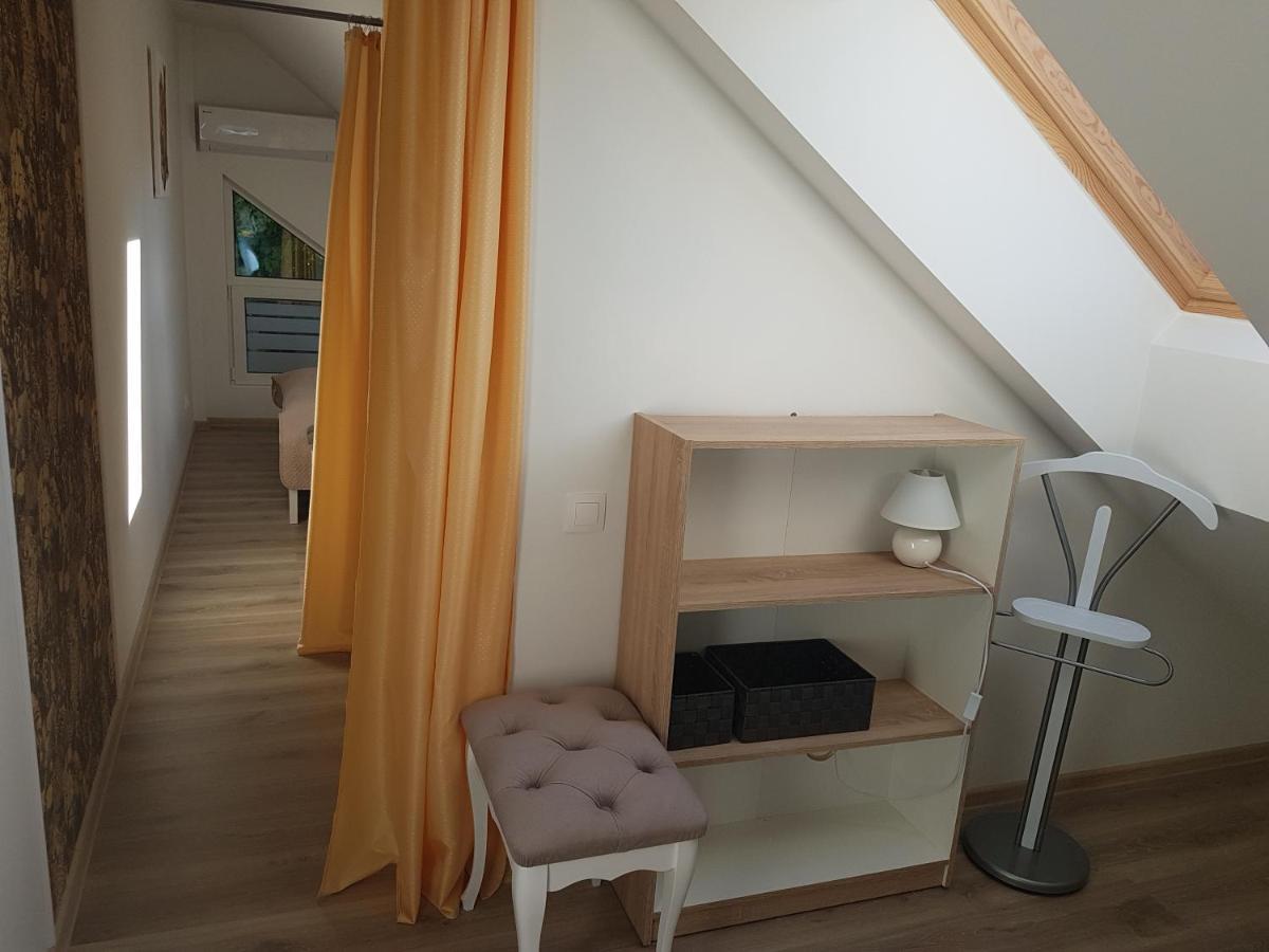 Liuto Apartamentai Juodkrante Luaran gambar