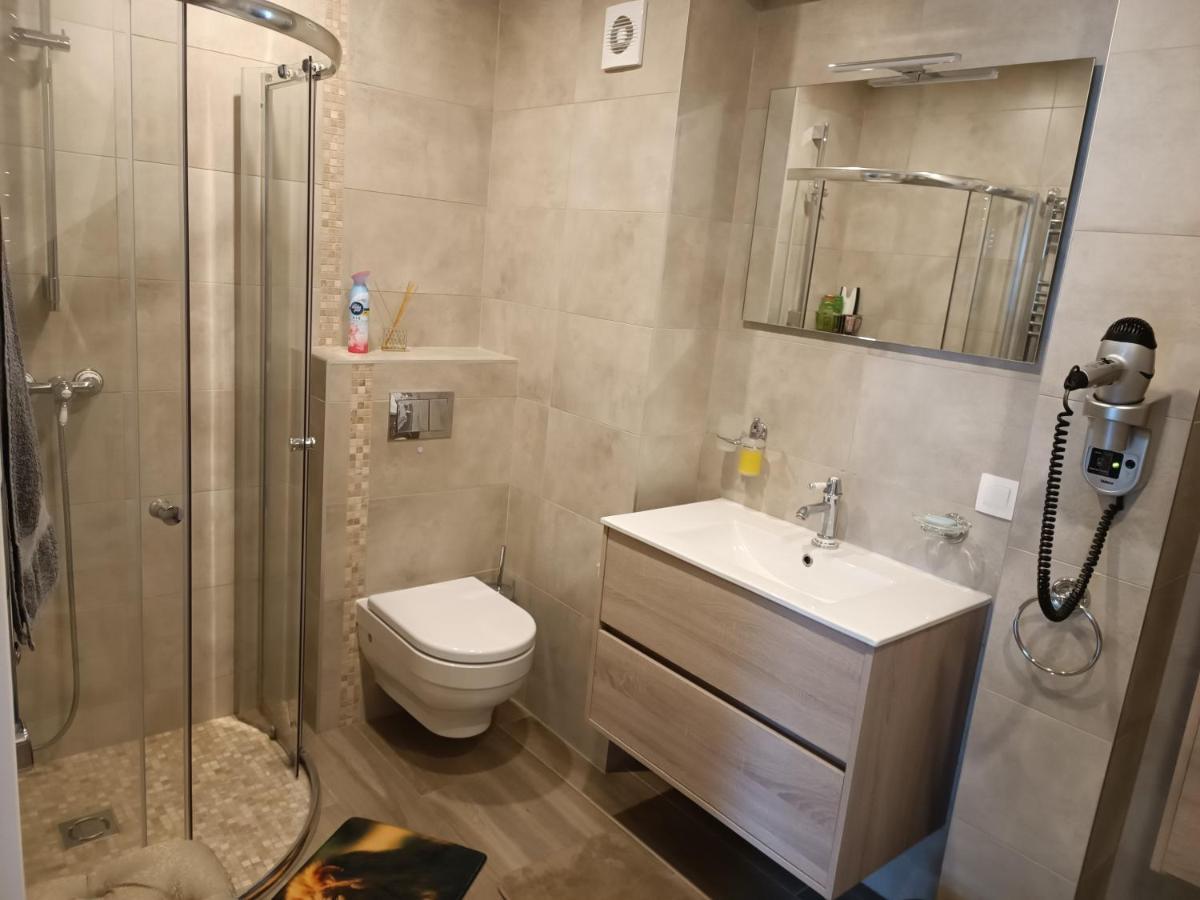 Liuto Apartamentai Juodkrante Luaran gambar